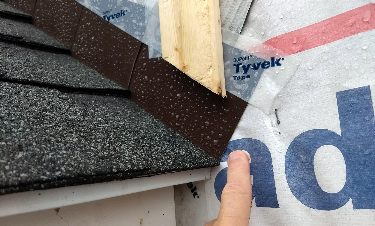 Roof Repair - Early Signs of Roof Weakness